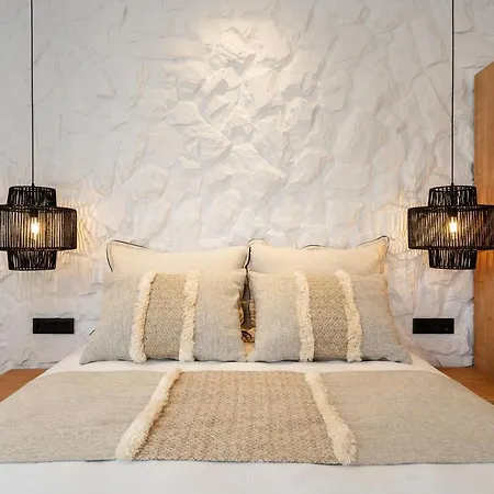 Elvirtus Suites Naxos City Exterior foto