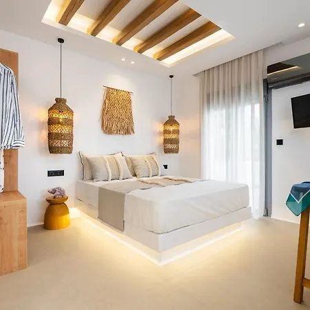 Elvirtus Suites Naxos City Exterior foto