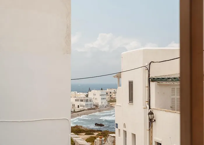 Elvirtus Suites